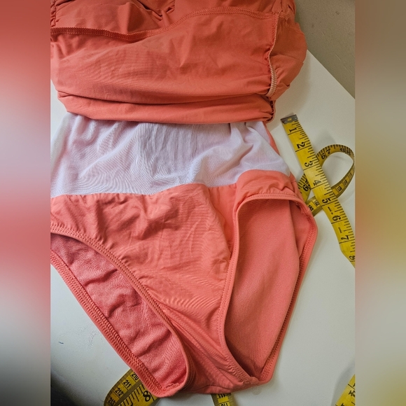 Tommy Bahamas-Peach Halter Dress Swimsuit Sz 4 Women's - Picture 5 of 7